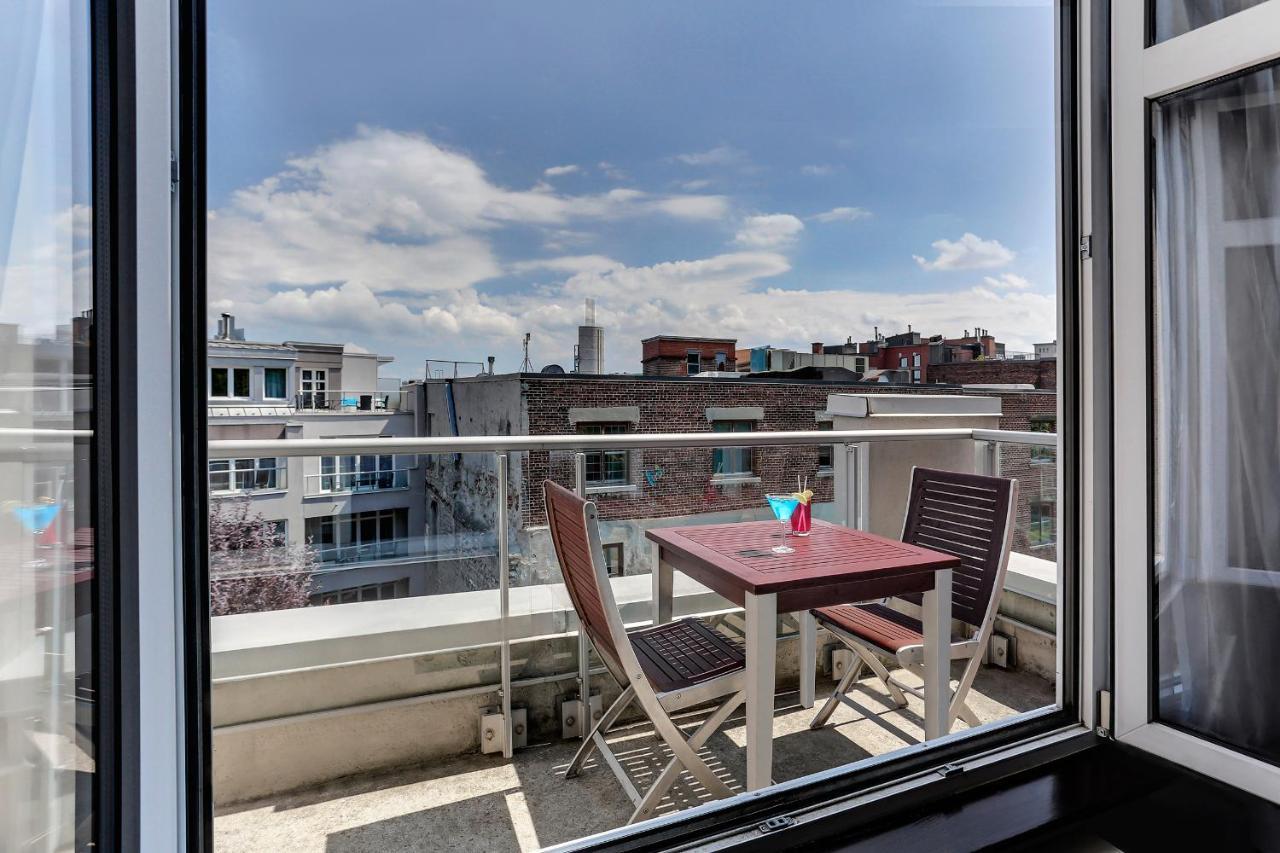 Saint-Sulpice Montreal Hotel Exterior photo